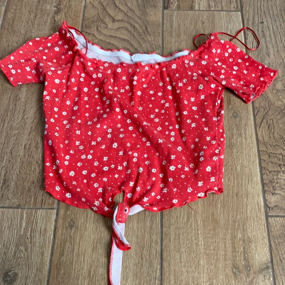Cute flower crop top !!!